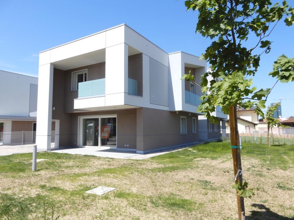 Castel Maggiore (BO): Villa unifamiliare  CLASSE A4 plus