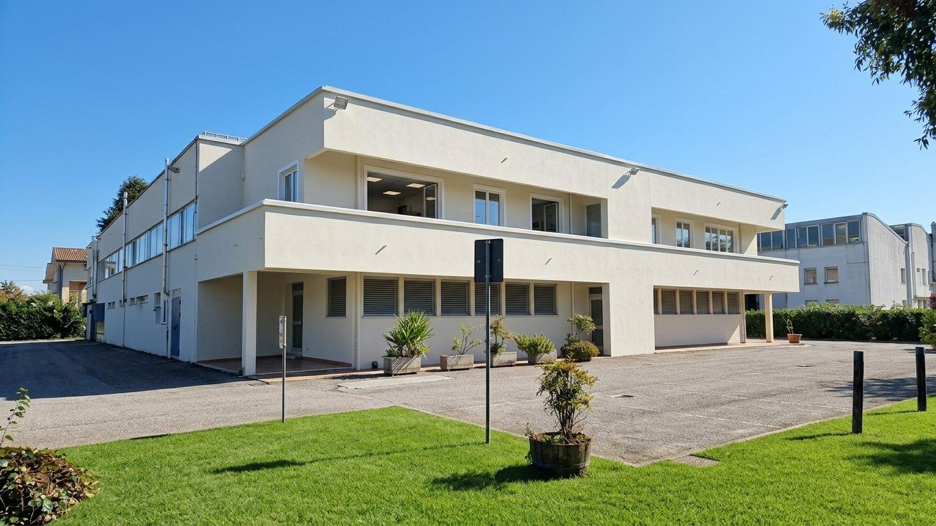 CA' DELL'ORBO Capannone mq. 1500 con pannelli fotovoltaico  50 KW