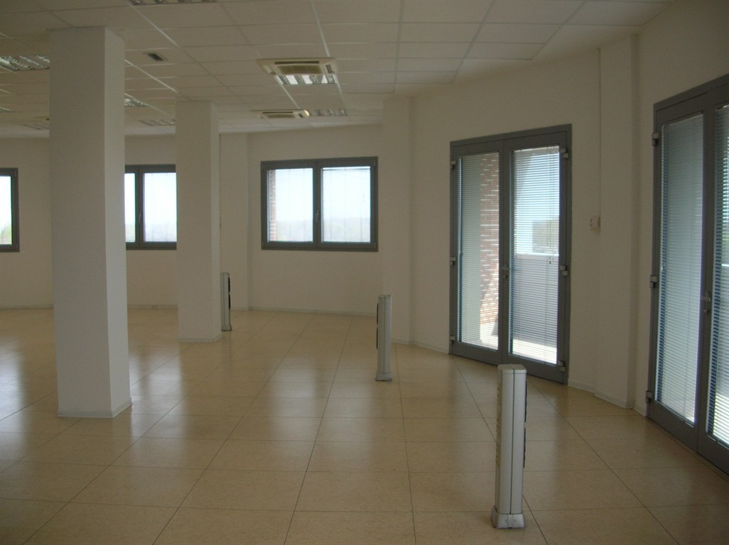 Bologna San Donato - Affittasi ufficio