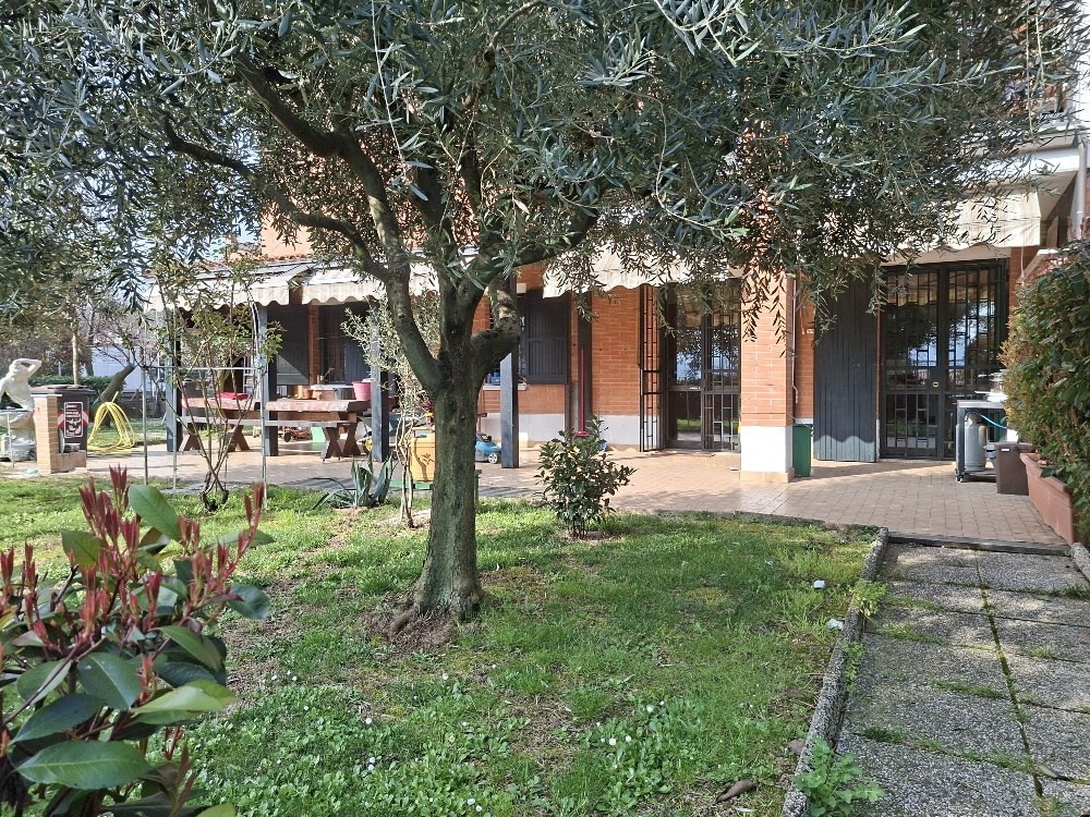 Vendesi nuda proprietà di trilocale a Sasso Marconi